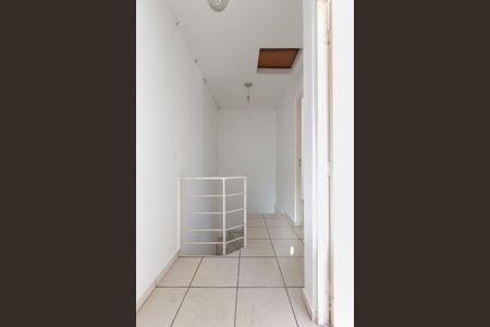 Casa de condomínio à venda com 99m², 2 quartos e 2 vagas Casa de condomínio à venda com 99m², 2 quartos e 2 vagasCorredor