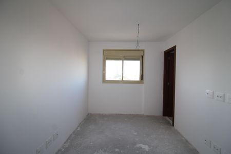 Apartamento à venda com 133m², 3 quartos e 2 vagasSuíte 2