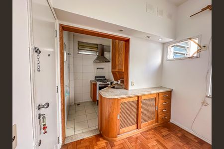 Studio à venda com 32m², 1 quarto e sem vaga Studio à venda com 32m², 1 quarto e sem vagaCozinha