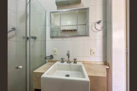 Studio à venda com 32m², 1 quarto e sem vaga Studio à venda com 32m², 1 quarto e sem vagaBanheiro