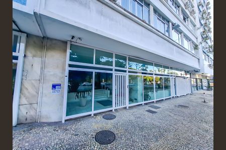 Studio à venda com 32m², 1 quarto e sem vaga Studio à venda com 32m², 1 quarto e sem vagaFachada