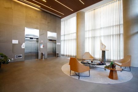 Apartamento à venda com 85m², 2 quartos e 1 vaga Apartamento à venda com 85m², 2 quartos e 1 vagaHall Social