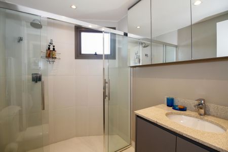 Apartamento à venda com 85m², 2 quartos e 1 vaga Apartamento à venda com 85m², 2 quartos e 1 vagaBanheiro da Suíte 2