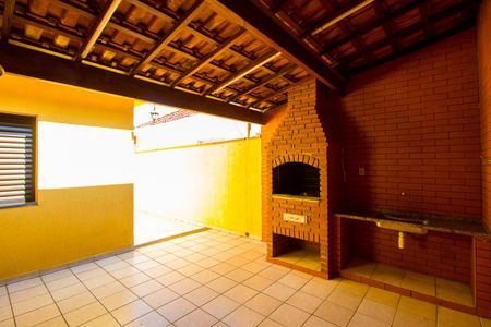 Casa à venda com 131m², 2 quartos e 4 vagas Casa à venda com 131m², 2 quartos e 4 vagasEspaço gourmet