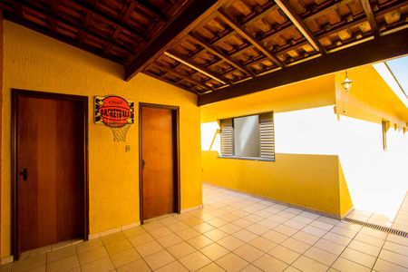 Casa à venda com 131m², 2 quartos e 4 vagas Casa à venda com 131m², 2 quartos e 4 vagasEspaço gourmet