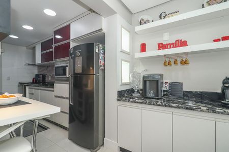 Apartamento à venda com 219m², 4 quartos e 4 vagasCozinha