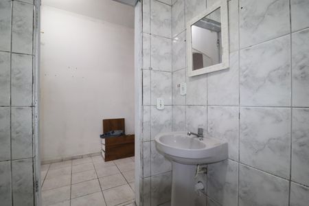 Casa à venda com 177m², 2 quartos e 1 vagaCasa 02 - Banheiro