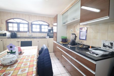 Casa à venda com 177m², 2 quartos e 1 vagaCasa 01 - Cozinha