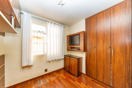 Apartamento à venda com 137m², 3 quartos e 2 vagas Apartamento à venda com 137m², 3 quartos e 2 vagasSuíte