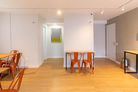 Apartamento para alugar com 51m², 2 quartos e 1 vaga Apartamento para alugar com 51m², 2 quartos e 1 vagaÁrea comum - Salão de festas