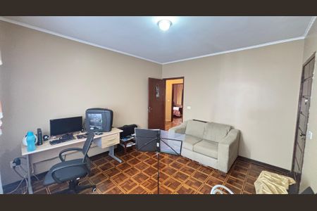 Casa à venda com 209m², 4 quartos e 3 vagas Casa à venda com 209m², 4 quartos e 3 vagasQuarto 2