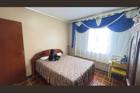 Casa à venda com 209m², 4 quartos e 3 vagas Casa à venda com 209m², 4 quartos e 3 vagasQuarto 3