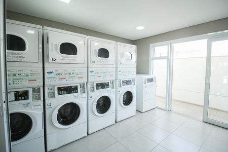 Apartamento à venda com 71m², 3 quartos e 1 vaga Apartamento à venda com 71m², 3 quartos e 1 vagaÁrea comum