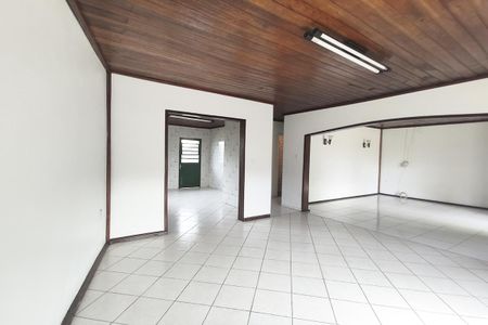 Casa à venda com 80m², 3 quartos e 1 vaga Casa à venda com 80m², 3 quartos e 1 vagaSala