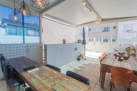 Apartamento à venda com 225m², 3 quartos e 4 vagas Apartamento à venda com 225m², 3 quartos e 4 vagasTerraço Gourmet