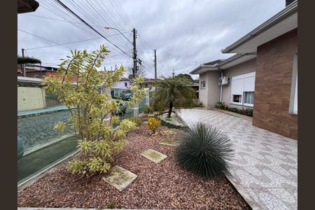 Casa à venda com 187m², 3 quartos e 2 vagas Casa à venda com 187m², 3 quartos e 2 vagasÁrea comum