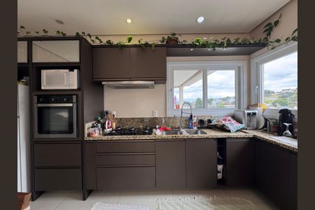 Casa à venda com 187m², 3 quartos e 2 vagas Casa à venda com 187m², 3 quartos e 2 vagasCozinha