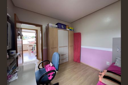 Casa à venda com 187m², 3 quartos e 2 vagas Casa à venda com 187m², 3 quartos e 2 vagasQuarto 2