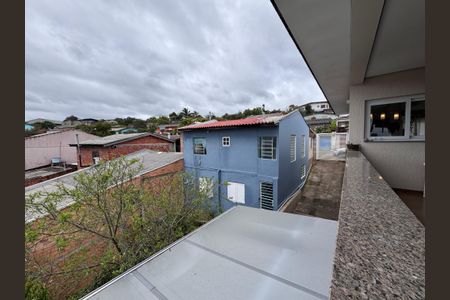 Casa à venda com 187m², 3 quartos e 2 vagas Casa à venda com 187m², 3 quartos e 2 vagasÁrea comum