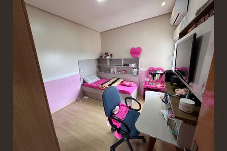 Casa à venda com 187m², 3 quartos e 2 vagas Casa à venda com 187m², 3 quartos e 2 vagasQuarto 2