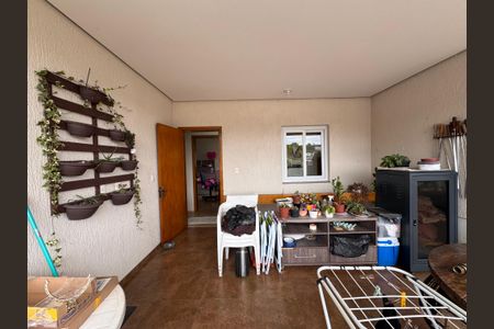 Casa à venda com 187m², 3 quartos e 2 vagas Casa à venda com 187m², 3 quartos e 2 vagasÁrea comum