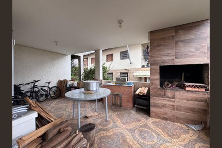 Casa à venda com 187m², 3 quartos e 2 vagas Casa à venda com 187m², 3 quartos e 2 vagasÁrea comum