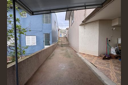 Casa à venda com 187m², 3 quartos e 2 vagas Casa à venda com 187m², 3 quartos e 2 vagasÁrea comum