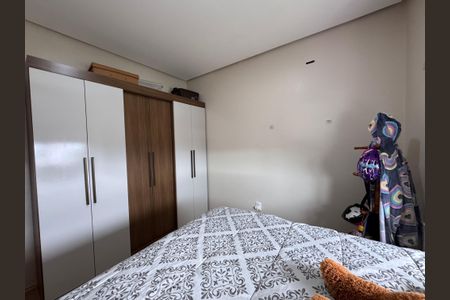 Casa à venda com 187m², 3 quartos e 2 vagas Casa à venda com 187m², 3 quartos e 2 vagasQuarto 1