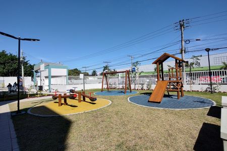 Apartamento à venda com 42m², 2 quartos e 1 vaga Apartamento à venda com 42m², 2 quartos e 1 vagaÁrea comum - Playground