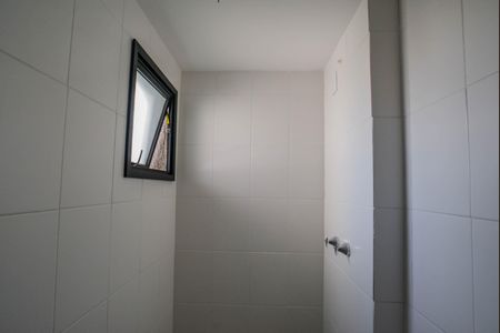 Apartamento à venda com 52m², 2 quartos e 1 vaga Apartamento à venda com 52m², 2 quartos e 1 vagaBanheiro da Suíte