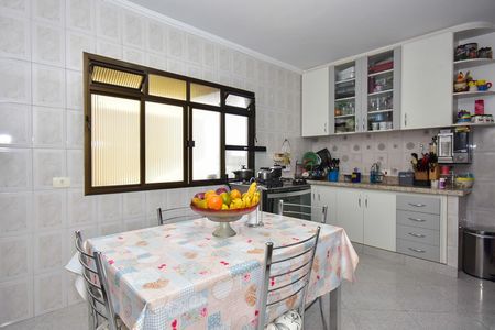 Casa à venda com 125m², 3 quartos e 2 vagasCozinha