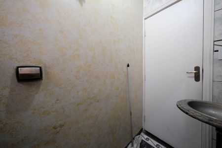 Casa à venda com 250m², 4 quartos e 4 vagasLavabo