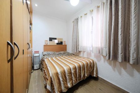 Casa à venda com 250m², 4 quartos e 4 vagasQuarto 2