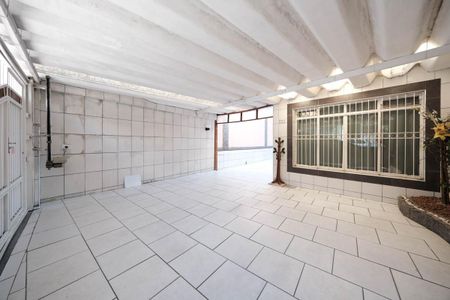 Casa à venda com 250m², 4 quartos e 4 vagasGaragem