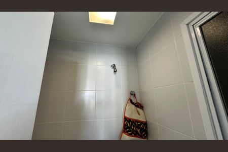 Apartamento à venda com 181m², 3 quartos e 2 vagas Apartamento à venda com 181m², 3 quartos e 2 vagasBanheiro de serviço