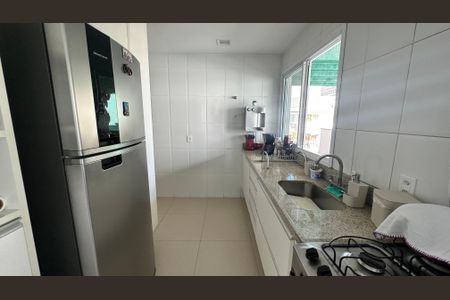 Apartamento à venda com 181m², 3 quartos e 2 vagas Apartamento à venda com 181m², 3 quartos e 2 vagasCozinha