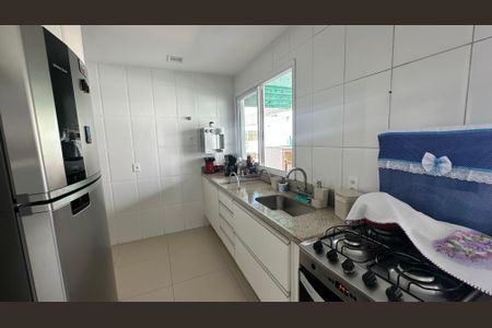 Apartamento à venda com 181m², 3 quartos e 2 vagas Apartamento à venda com 181m², 3 quartos e 2 vagasCozinha