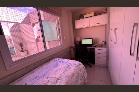 Apartamento à venda com 181m², 3 quartos e 2 vagas Apartamento à venda com 181m², 3 quartos e 2 vagasQuarto 2