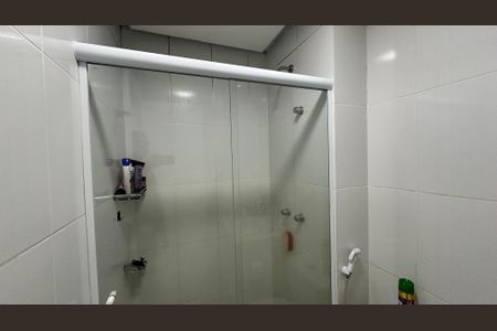 Apartamento à venda com 181m², 3 quartos e 2 vagas Apartamento à venda com 181m², 3 quartos e 2 vagasBanheiro social