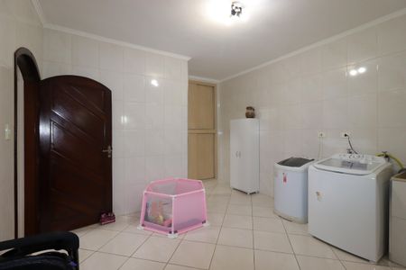 Casa à venda com 199m², 3 quartos e 2 vagasÁrea de Serviço