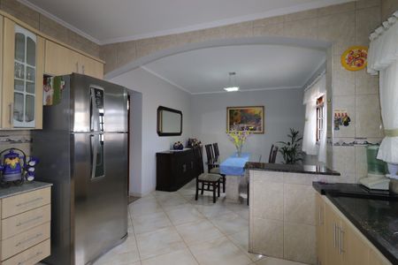 Casa à venda com 199m², 3 quartos e 2 vagasCozinha