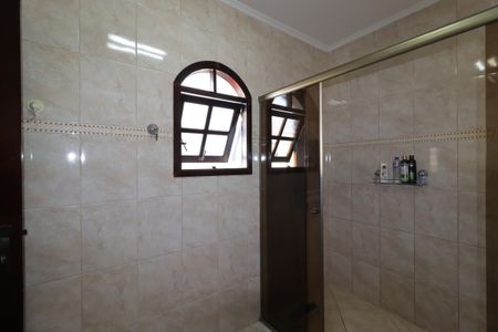 Casa à venda com 199m², 3 quartos e 2 vagasBanheiro da Suíte