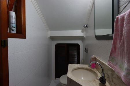 Casa à venda com 199m², 3 quartos e 2 vagasLavabo