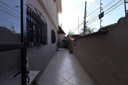 Casa à venda com 199m², 3 quartos e 2 vagasQuintal