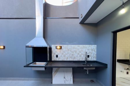 Casa à venda com 192m², 4 quartos e 2 vagasQuintal