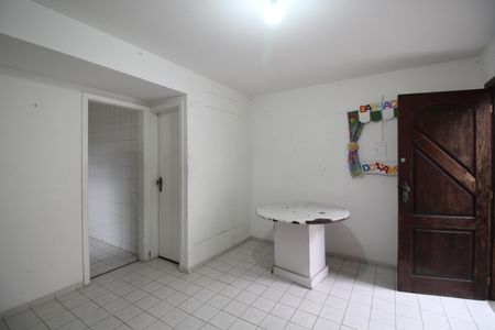 Casa de condomínio à venda com 65m², 2 quartos e 1 vagaÁrea comum