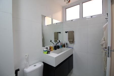 Casa de condomínio à venda com 65m², 2 quartos e 1 vagaBanheiro Social