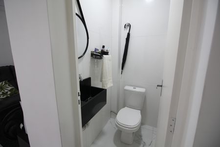 Casa de condomínio à venda com 65m², 2 quartos e 1 vagaLavabo