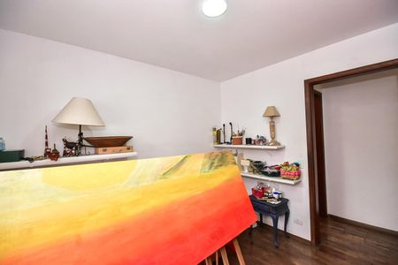 Casa de condomínio à venda com 280m², 4 quartos e 4 vagasQuarto 2