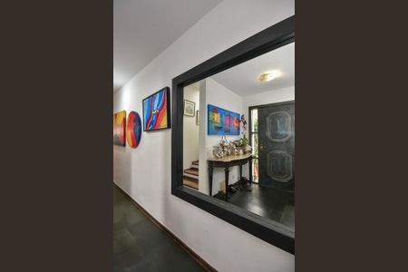 Casa de condomínio à venda com 280m², 4 quartos e 4 vagasHall de Entrada